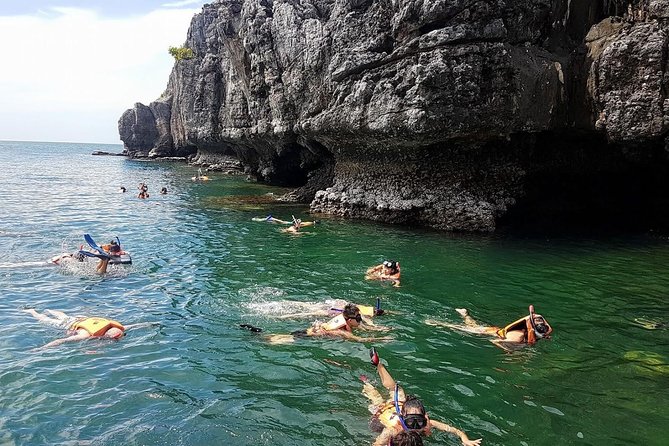 Mr. Tu Day Trip to Angthong Marine Park by Speed Boat From Koh Samui - Common questions