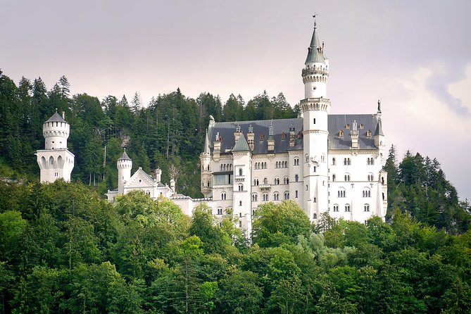 Neuschwanstein Castle and Linderhof Palace Day Trip From Munich - Last Words