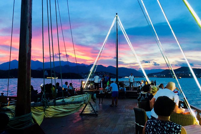 Nha Trang Sunset Cocktails and Dinner Cruise - Common questions