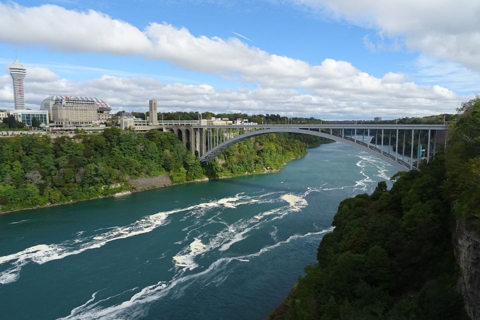 Niagara Falls, USA: Old Fort & Optional Maid of the Mist - Common questions