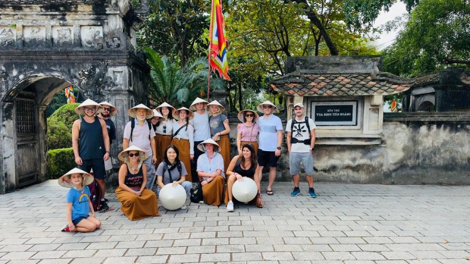 Ninh Binh - Hoa Lu - Tam Coc - Mua Cave Day Trip, Boat, Bike - Common questions