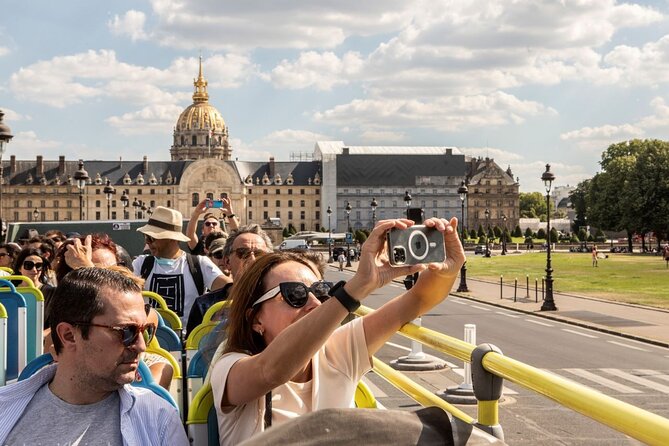 Paris Bus Sightseeing Tour From Disneyland Paris - Multilingual Audioguide