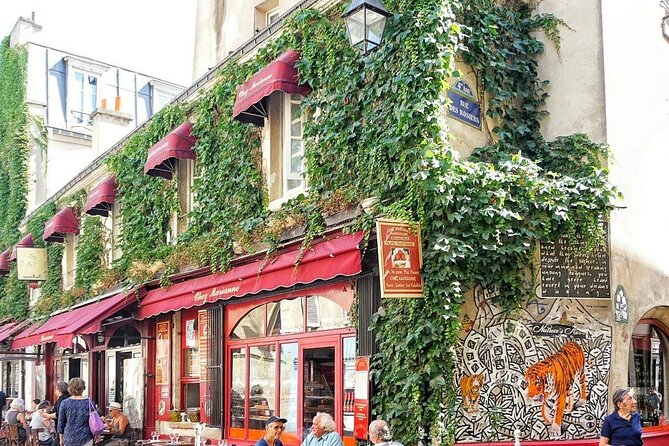 Paris - Visit the Famous " Le Marais " With a Private Guide - Jewish Quarter Exploration