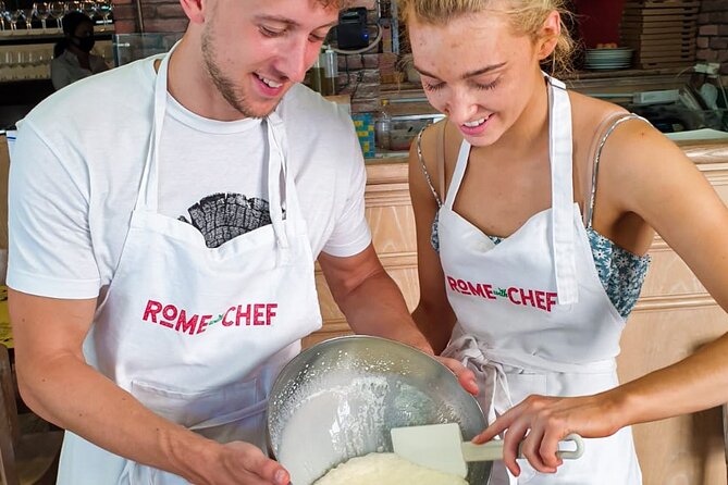 Pasta and Tiramisu Cooking Cass and Dinner in Piazza Navona  - Rome - Common questions