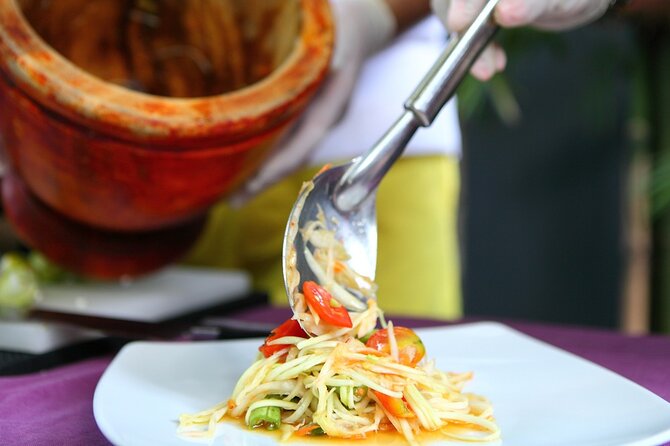 Phuket Thai Cooking Class and Market Tour With Lunch - Enjoy a Delicious Lunch in Phuket