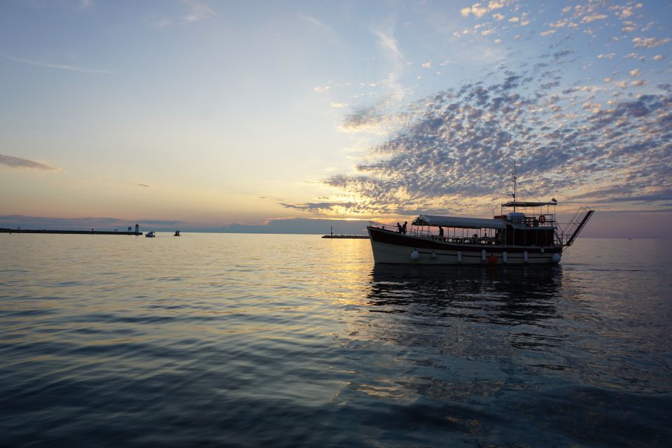 Poreč: Romantic Sunset Boat Ride With Included Drinks - Common questions