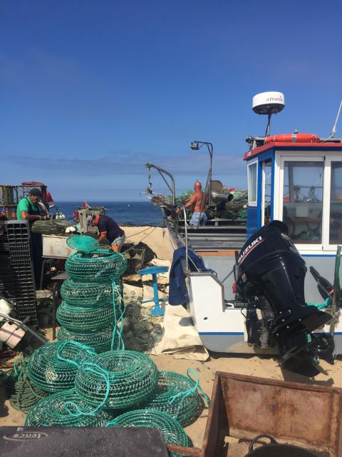 Porto and Secret Beach Artesanal Fisherman's Village in 4x4 - Common questions