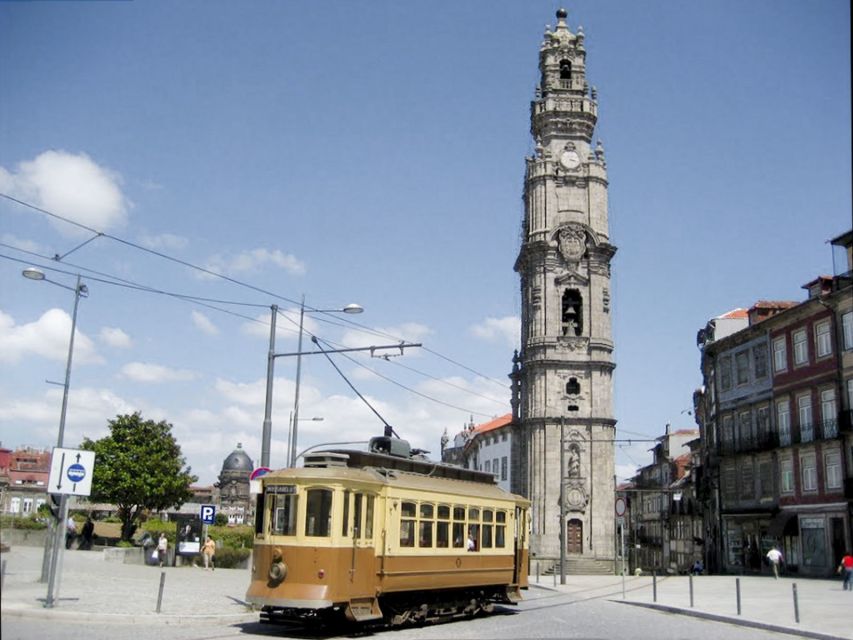 Porto: Historic E-Bike Tour With a Guide - Tour Starting Point and Directions