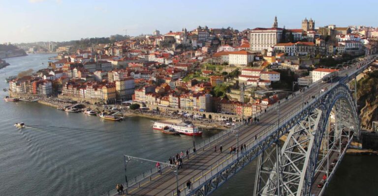 Porto: Vila Nova De Gaia City Discovery Game
