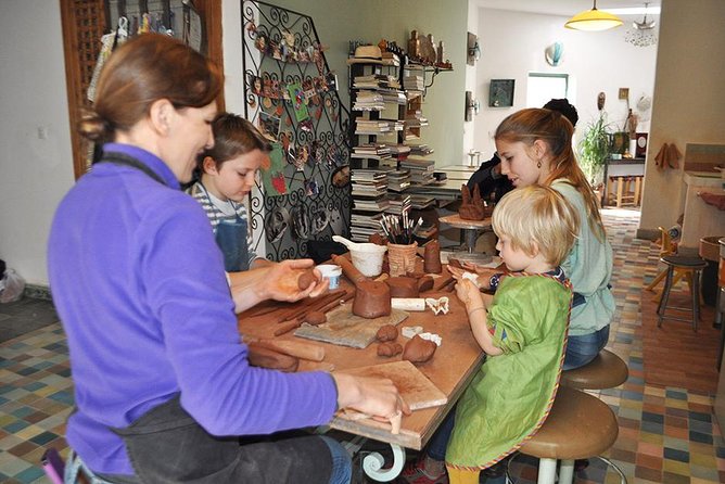 Pottery Workshop, a Sensory Journey at Arterre - Common questions