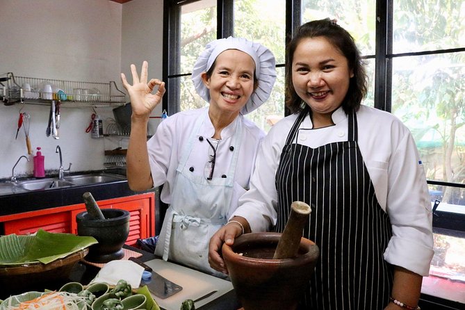 Private 6-Hour Thai Cooking Class With Boat Ride, Market Tour & Lunch or Dinner - Booking and Cancellation Policy