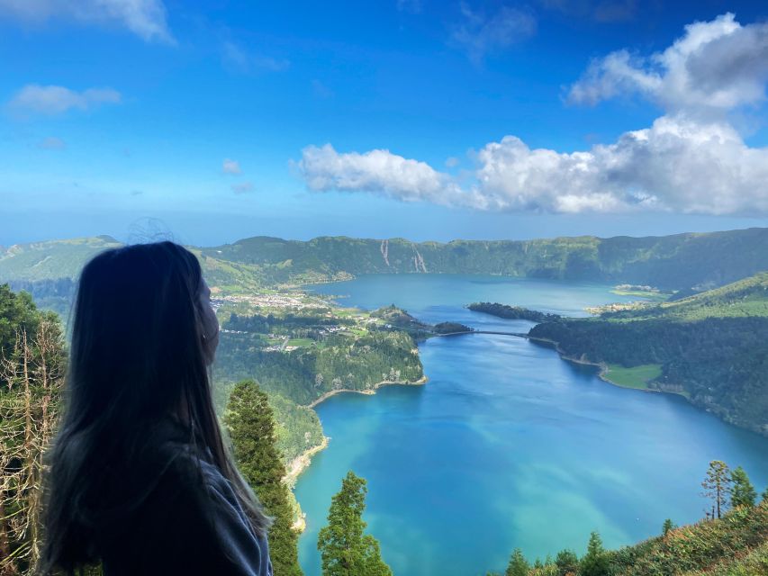 Private Airport Transfer With Sete Cidades Tour Included - Sete Cidades Tour Inclusions