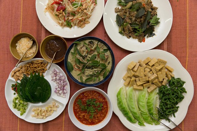 Private Cooking Class in Beautiful Chiang Mai Home With Transfers - Dietary Restrictions and Allergies