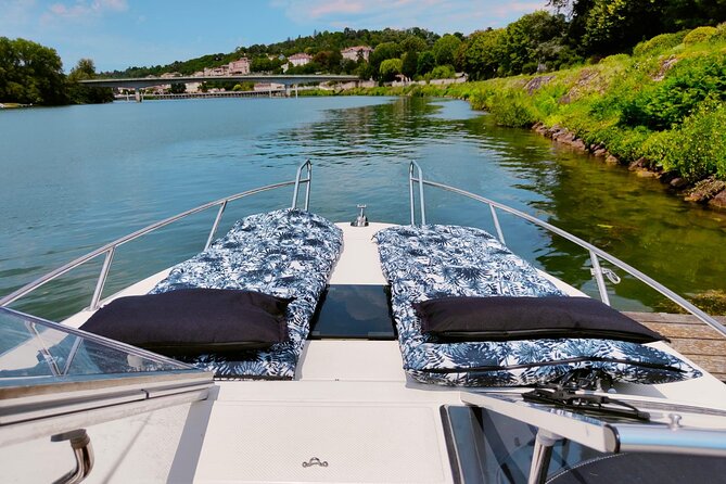 Private Cruise Aboard a Yacht in Lyon - Last Words