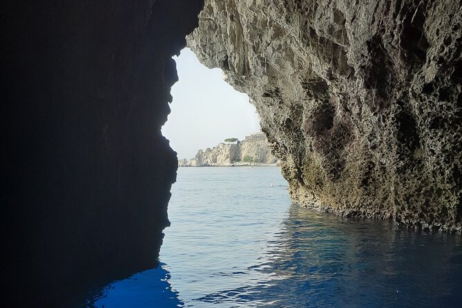 Private Excursion By Yacht Taormina - Giardini Naxos With Lunch On Board - Booking and Pricing Information