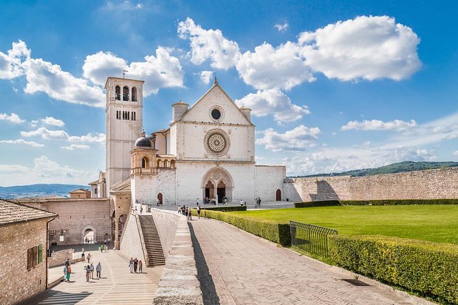 Private Full-Day Tour of Assisi and Cortona From Florence - Common questions