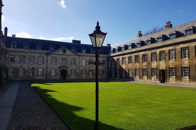 Private Tour of Cambridge - Inclusions and Meeting Information