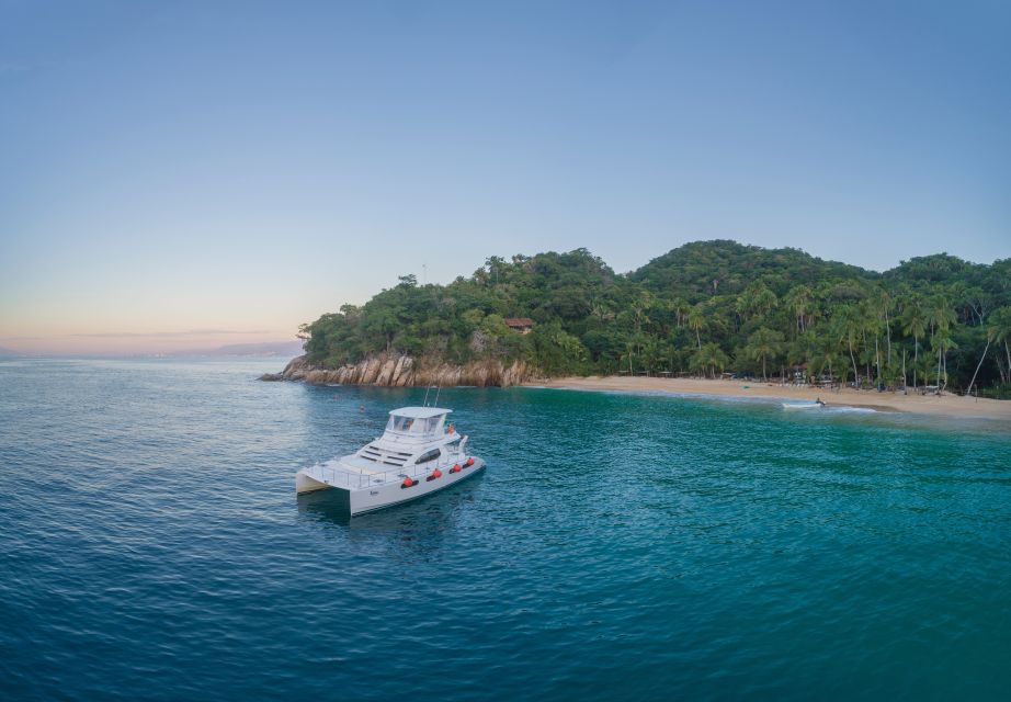 Puerto Vallarta: Luxury Yacht Tour With Lunch and Open Bar - Safety Measures