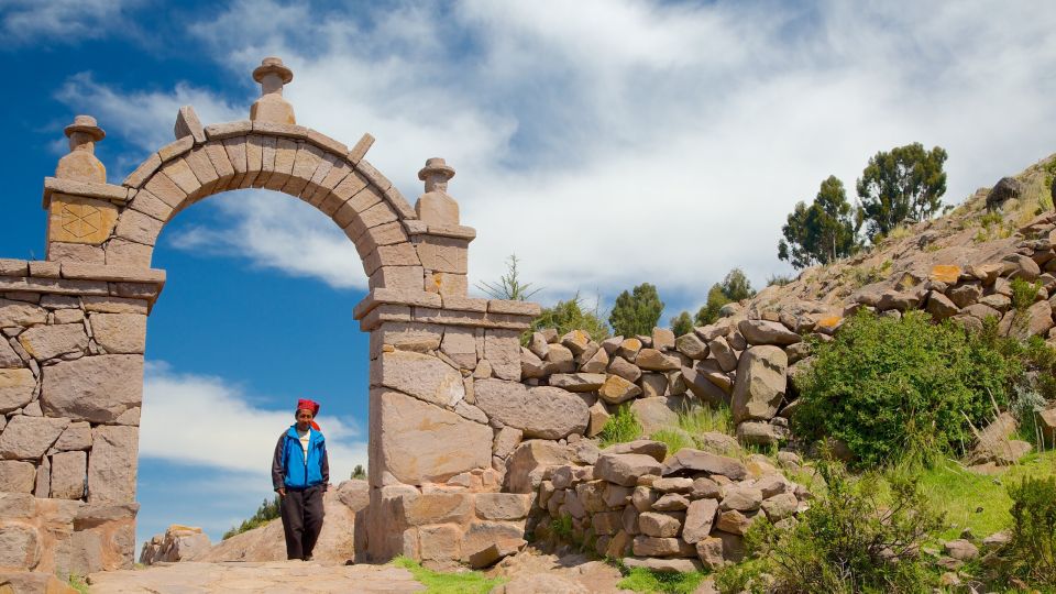 Puno: Uros Islands and Taquile Island Full Day Tour - Customer Reviews