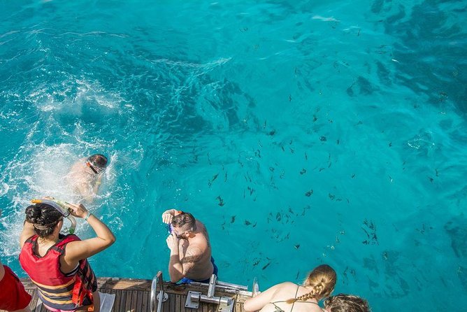 Red Sea: Orange Bay and Snorkeling Cruise Tour With Lunch - Safety and Guidelines