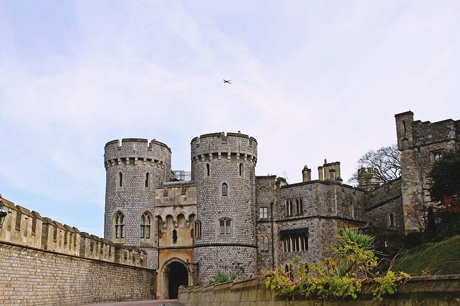Royal Windsor Castle Private Tour in Executive Luxury Vehicle - Common questions