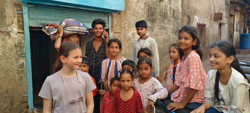 Slum Tour Dharavi-Small Group Walk by a Local -Support Local - Common questions