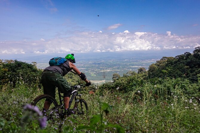 Smoke on the Water Trail Mountain Biking Tour Chiang Mai - Common questions