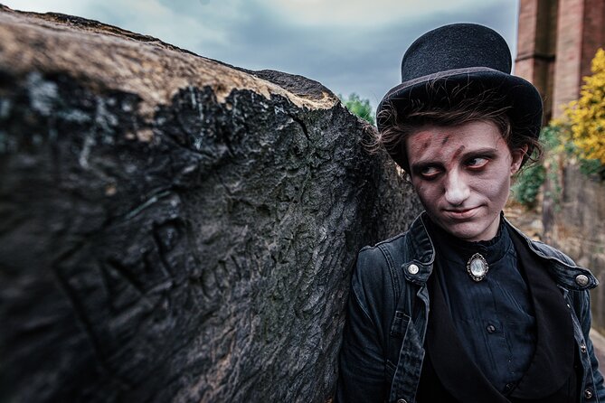 St James Secret Garden Cemetery Tour in Liverpool - Additional Tips for the Tour