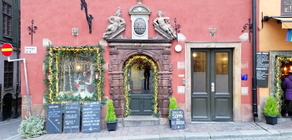 Stockholm: A Beauty On The Water - Old Town Walk & Boat Trip - Tips for Participants