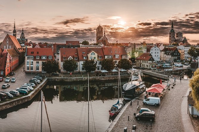 Stralsund Old Town Walking Tour, St Marys Church With Guide - How Viator Works