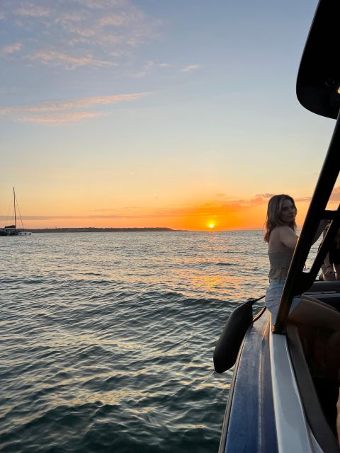 Sunset Party Open Bar on the Bay While Sharing With Locals - Last Words