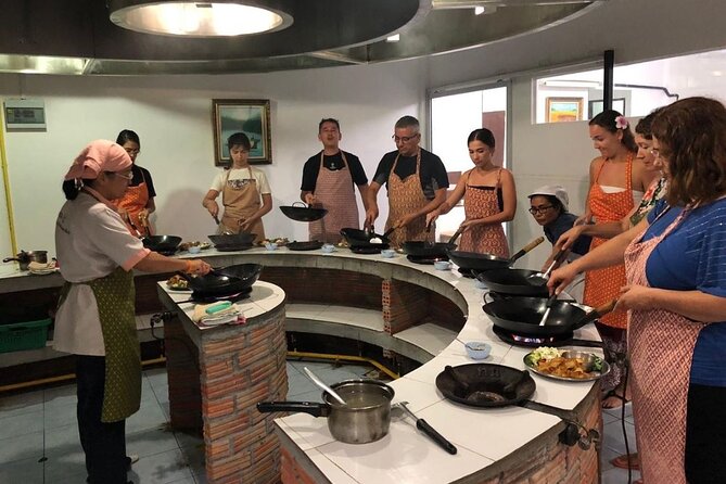 Thai Cookery School in Koh Samui - Common questions