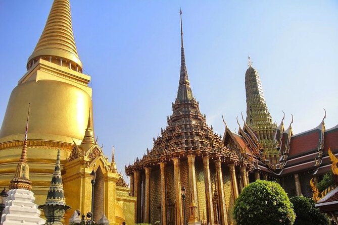 Thai PRIVATE Tour Guide - Common questions