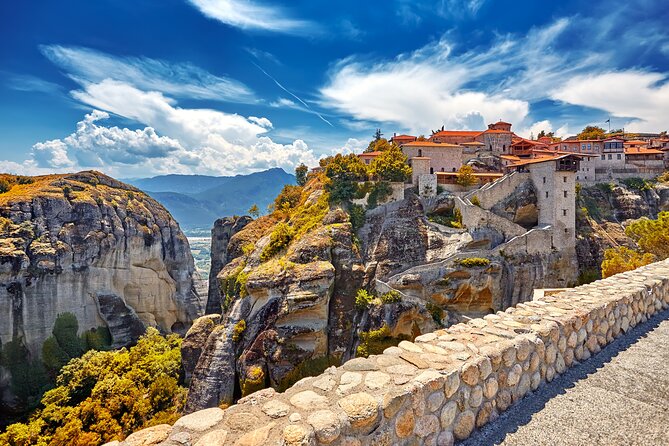 Thessaloniki: 3-Day Rail Trip to Meteora With Hotel & Museum