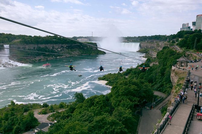 Tour to Niagara Falls From Toronto - Common questions