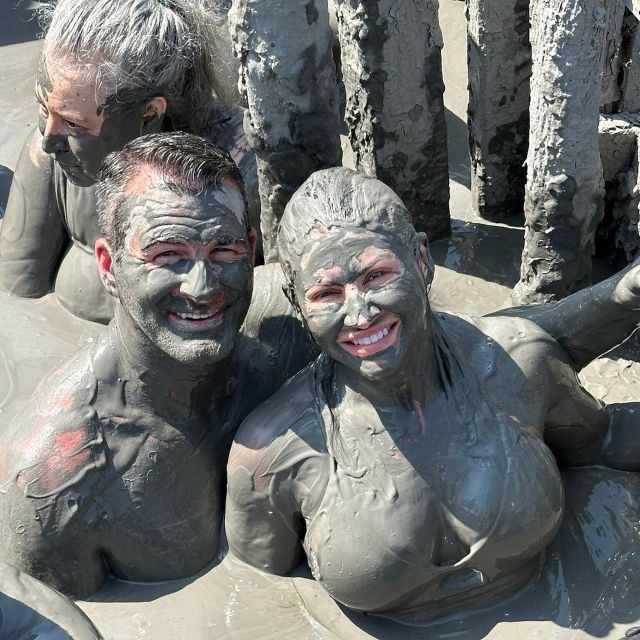 Trip to the Mud Volcano in Cartagena With Lunch - Common questions