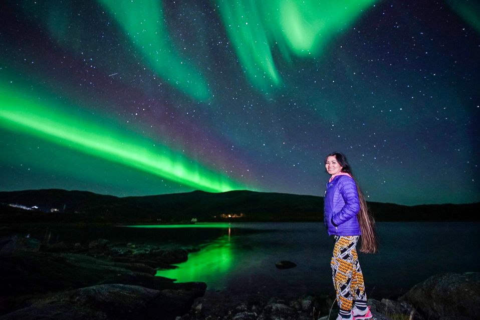 Tromsø: Northern Lights Chase Minibus Tour With Campfire - Meeting Point Details