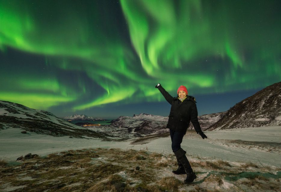 Tromso: Northern Lights Photography Bus Tour - Common questions