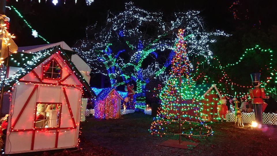 Vancouver: Christmas Tour With Light Festival Entrance - Last Words