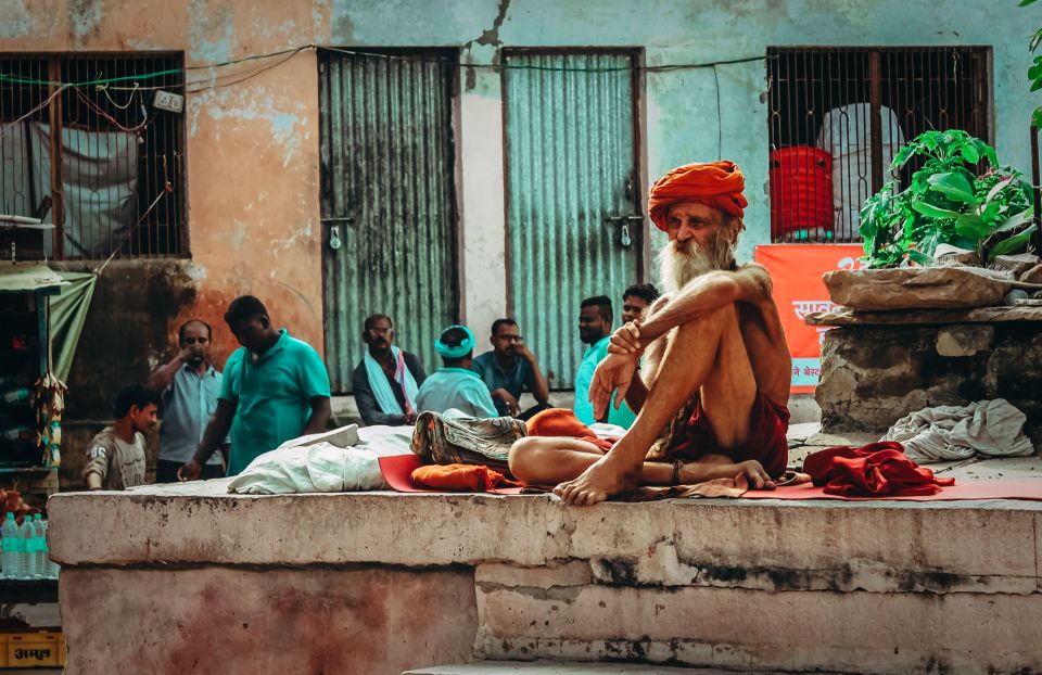 Varanasi's Spiritual & Heritage Walking Tour - Transportation and Meeting Point