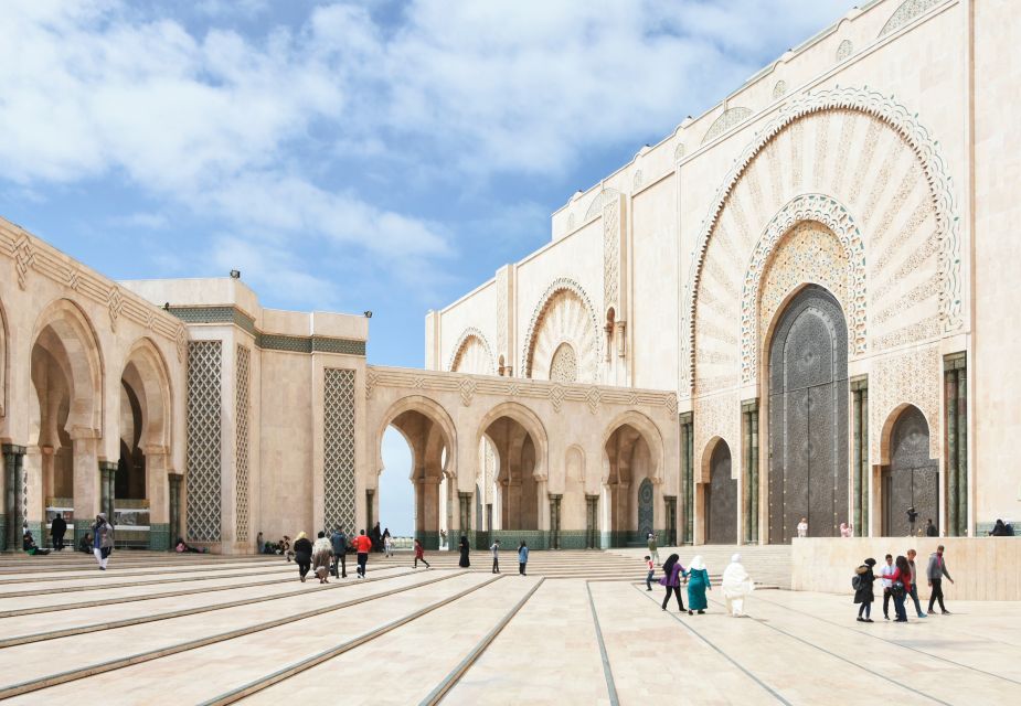 Visit to Hassan 2 Mosque, Ticket Included. - Additional Information on the Tour Experience