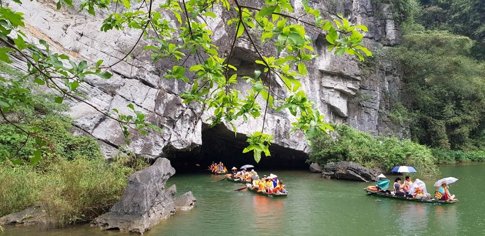 2-Day Trang An, Bai Dinh, Mua Cave, Ha Long Bay Cruise - Common questions