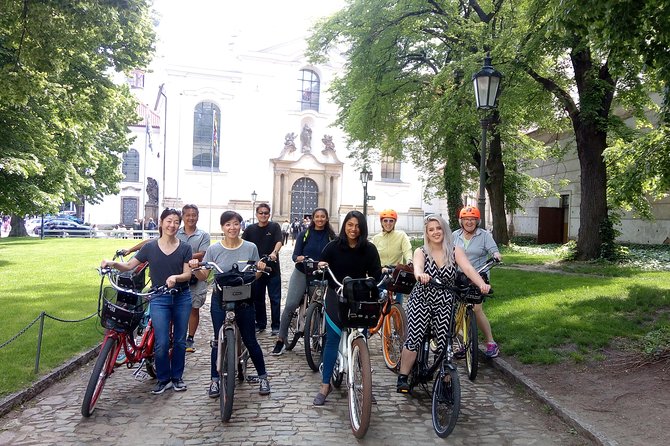 7 BEST VIEWS - PRAGUE Ebike TOUR - Common questions