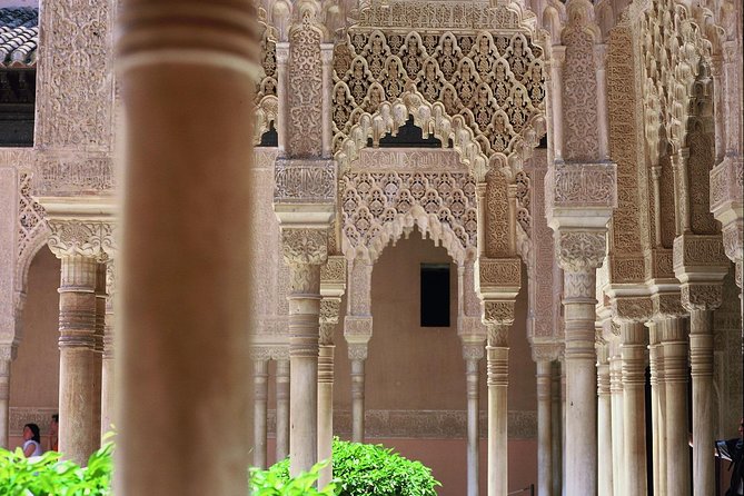 Alhambra Complete: Nasrid Palaces & Generalife Private Guided Tour - Common questions