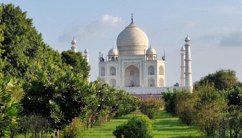 All-Inclusive Taj Mahal By Private Car Same Day - Common questions
