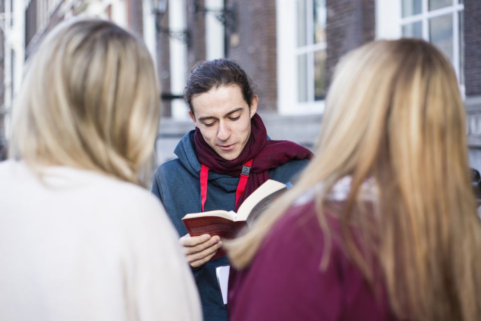 Amsterdam: Anne Frank Walking Tour in German or English - Common questions