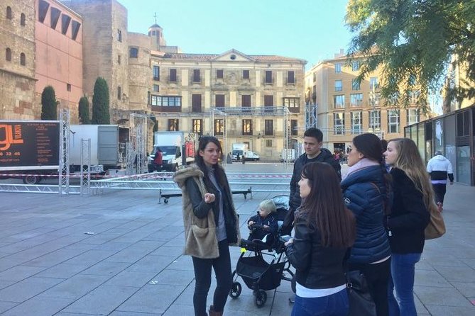 Barcelona Semi Private Tour of Gothic Quarter With Private Option - Common questions