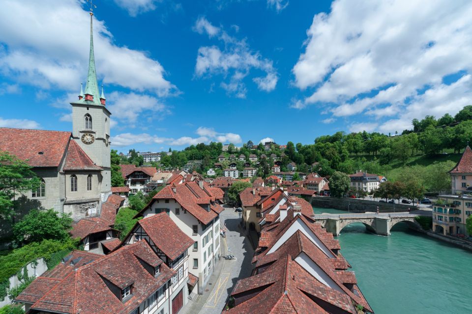 Bern: First Discovery Walk and Reading Walking Tour - Common questions