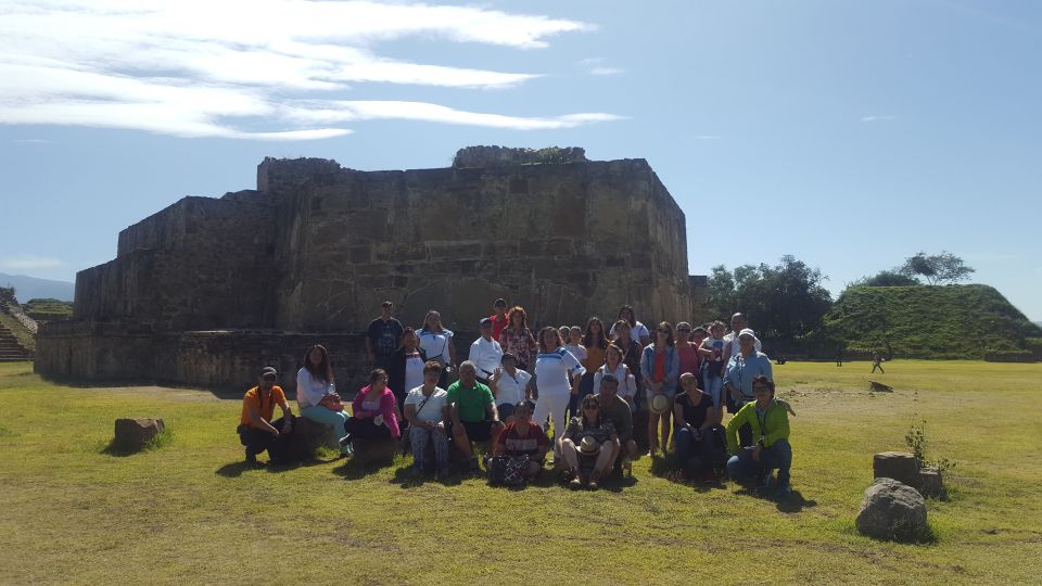 Best of Monte Albán and Visit Two Villages Arround - Visit to Craft Villages