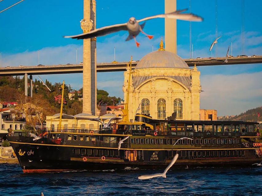 Bosphorus Brunch Cruise W/ Private Table & Live Music - Private Table Arrangements